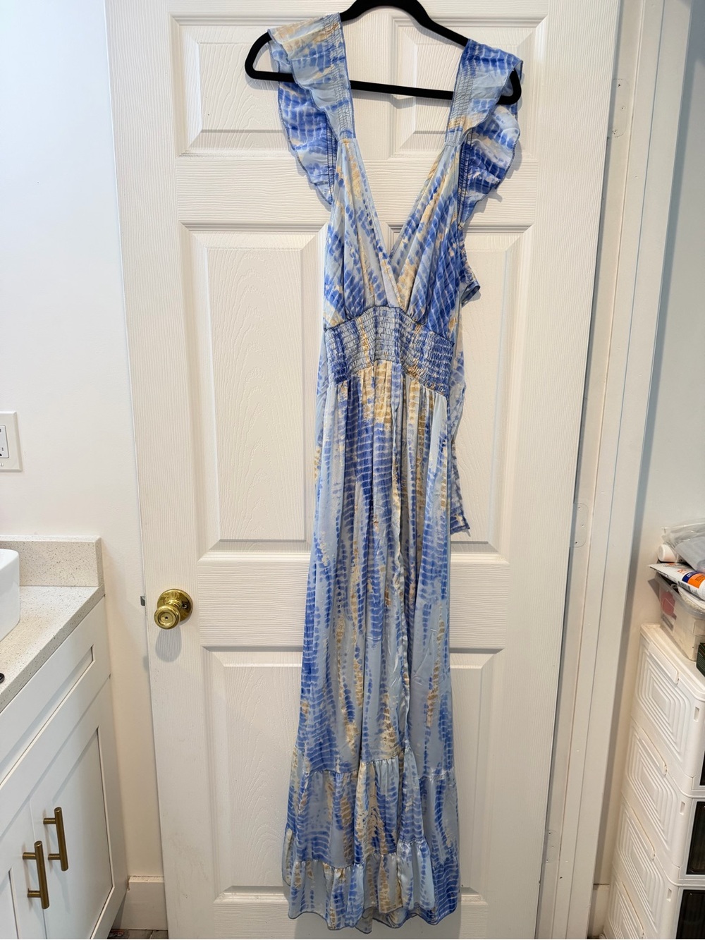 Vintage Blue and Cream Tie-Dye Maxi Dress with Ruffle Shoulders